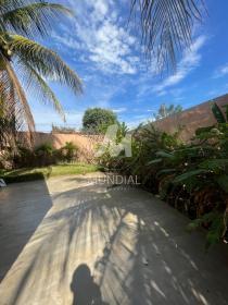 23 - Quintal/corredores