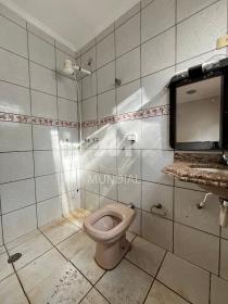 23 - Suite