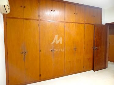 23 - Dormitorio