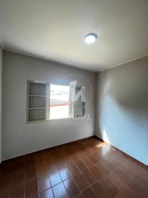 11 - Dormitorio