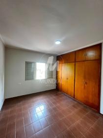6 - Dormitorio
