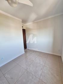 12 - Dormitorio