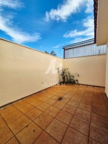 28 - Quintal/corredores