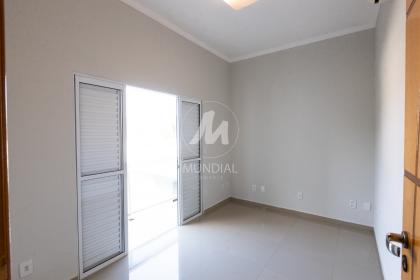 24 - Dormitorio