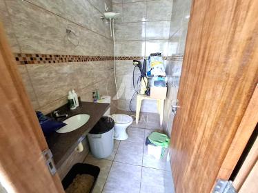 15 - Banheiro/lavabo