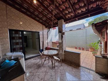 19 - Quintal/corredores