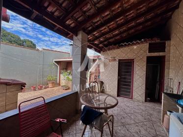 20 - Quintal/corredores