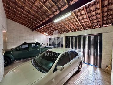 2 - Garagem/estacionamento