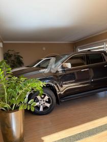 20 - Garagem/estacionamento