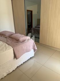 11 - Dormitorio