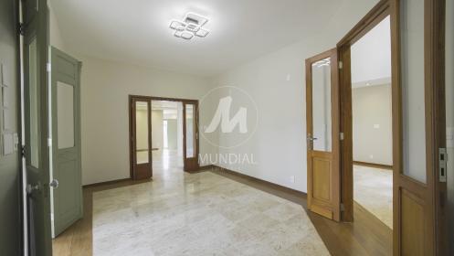 37 - Suite