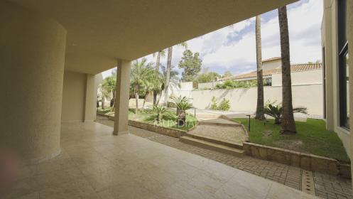 50 - Quintal/corredores