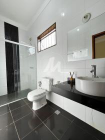 15 - Suite