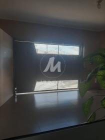 11 - Garagem/estacionamento