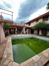 4 - Piscina