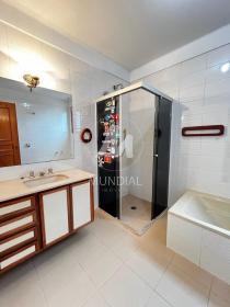 41 - Suite