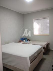 3 - Dormitorio