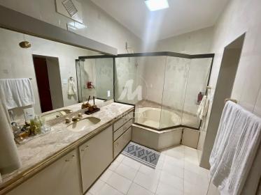 32 - Banheiro/lavabo