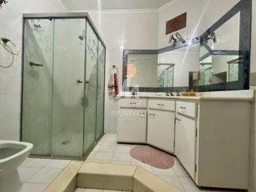 33 - Banheiro/lavabo