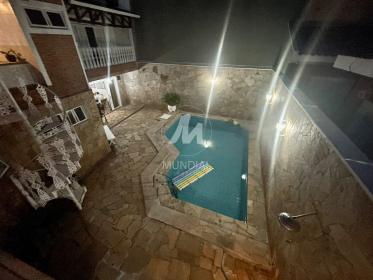 35 - Piscina