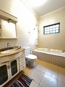 12 - Banheiro/lavabo