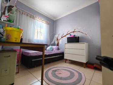 8 - Dormitorio