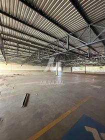 7 - Garagem/estacionamento
