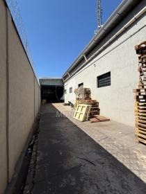 8 - Garagem/estacionamento