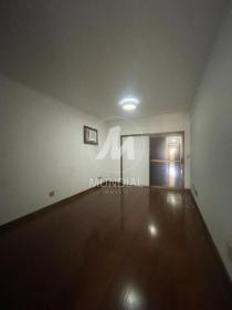 17 - Dormitorio
