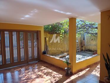 1 - Garagem/estacionamento