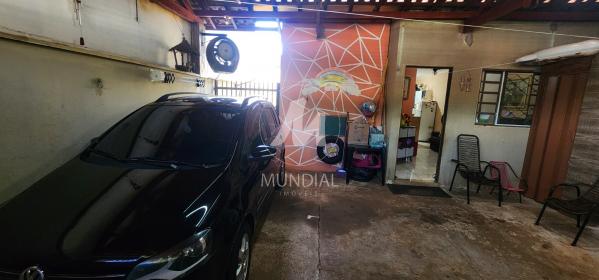 12 - Garagem/estacionamento