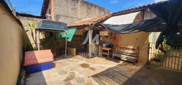 13 - Quintal/corredores