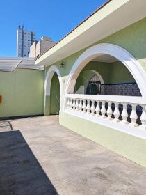 26 - Quintal/corredores