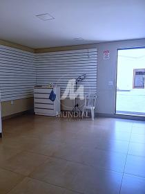 14 - Garagem/estacionamento