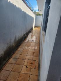 8 - Quintal/corredores