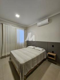 16 - Suite