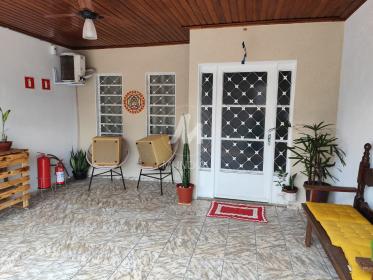 2 - Garagem/estacionamento