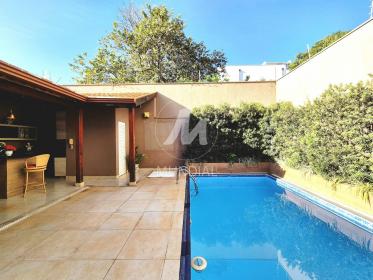 14 - Quintal/corredores
