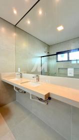 44 - Banheiro/lavabo