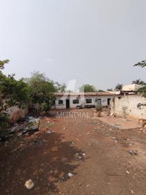 4 - Terreno/Lote