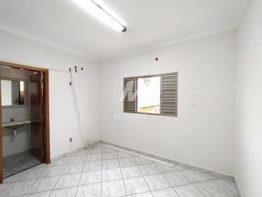 11 - Dormitorio