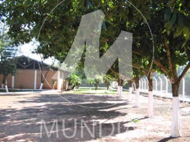 7 - Garagem/estacionamento