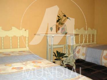 8 - Dormitorio