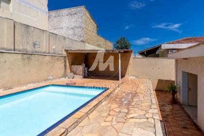 22 - Piscina