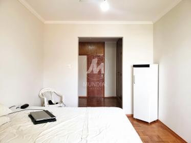 11 - Dormitorio