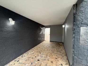 2 - Garagem/estacionamento