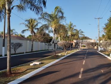 2 - Fachada Condominio em Jardinópolis