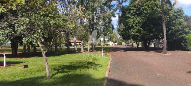 7 - Lazer Condominio em Jardinópolis