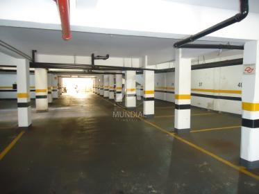 4 - Garagem em Ribeirão Preto
