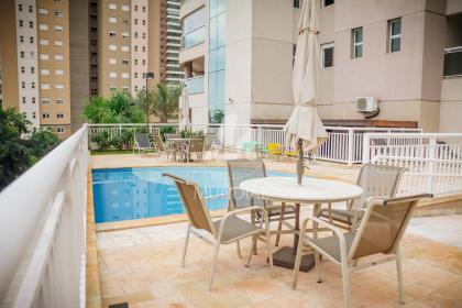 7 - Piscina(s) em Ribeirão Preto
